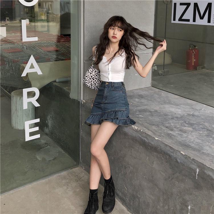 Áo Croptop Nữ 3 Lỗ Khuy Ngưc Dáng Ôm Trơn