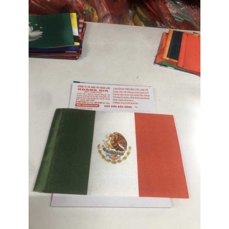 Lá cờ để bàn mexico