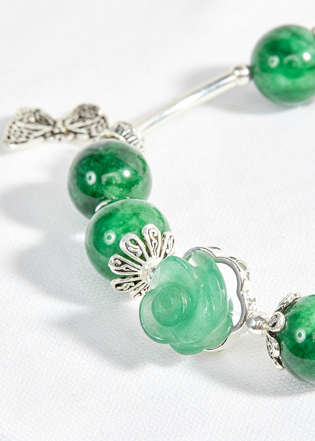 Vòng tay đá thiên nhiên phối hoa mẫu đơn Ngọc Quý Gemstone