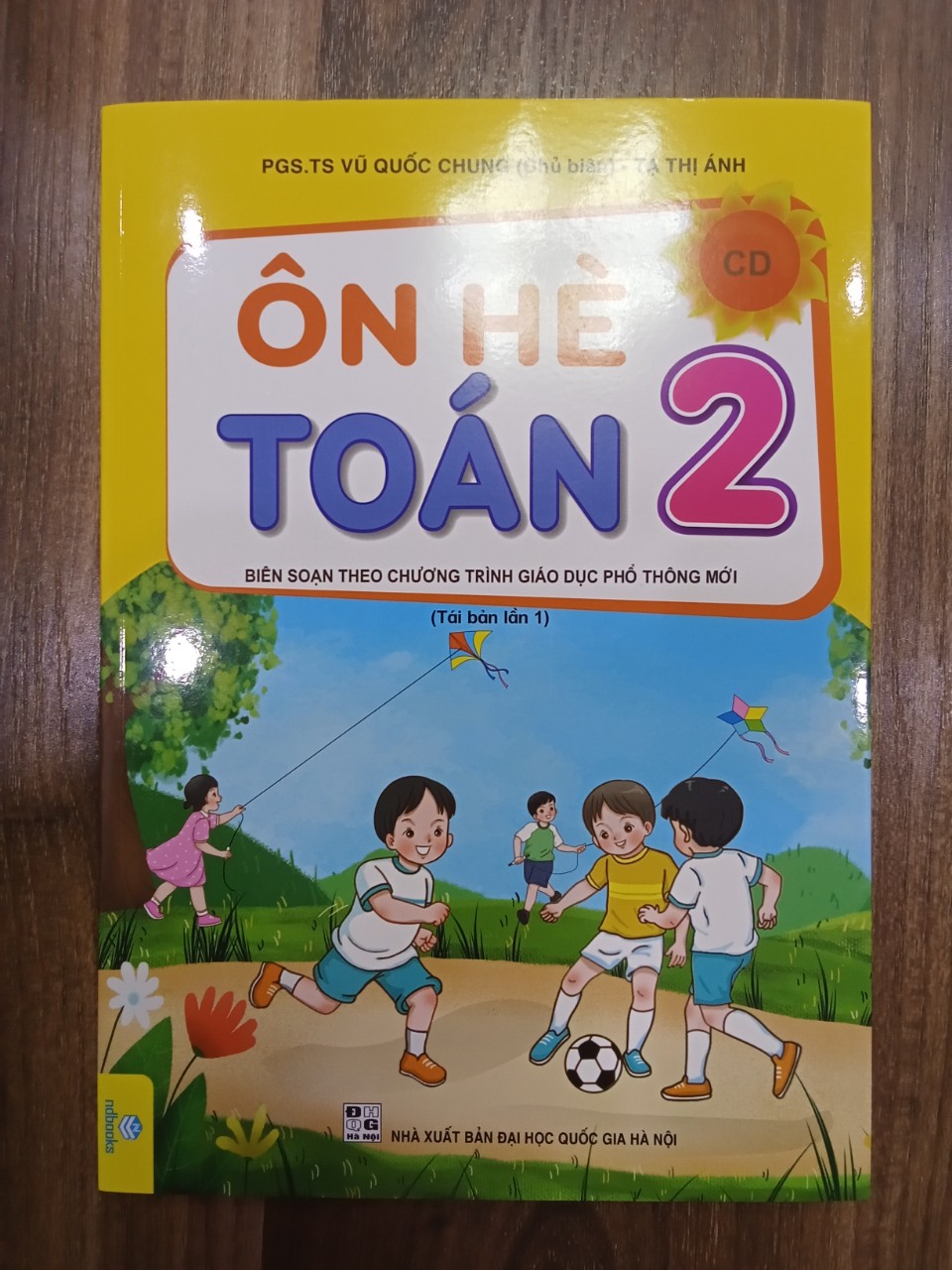 Sách - Ôn hè Toán 2 - cánh diều
