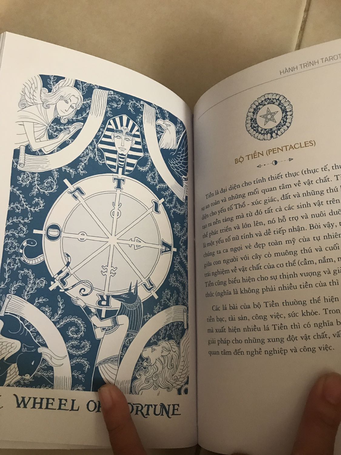 Hành Trình Tarot - Hiểu Về Quá Khứ, Tin Ở Hiện Tại, Nắm Lấy Tương Lai