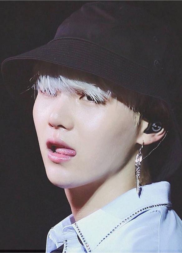 Bông tai JIMIN BTS KPOP DNA Hàn Quốc Bangtan Boys Album Wing