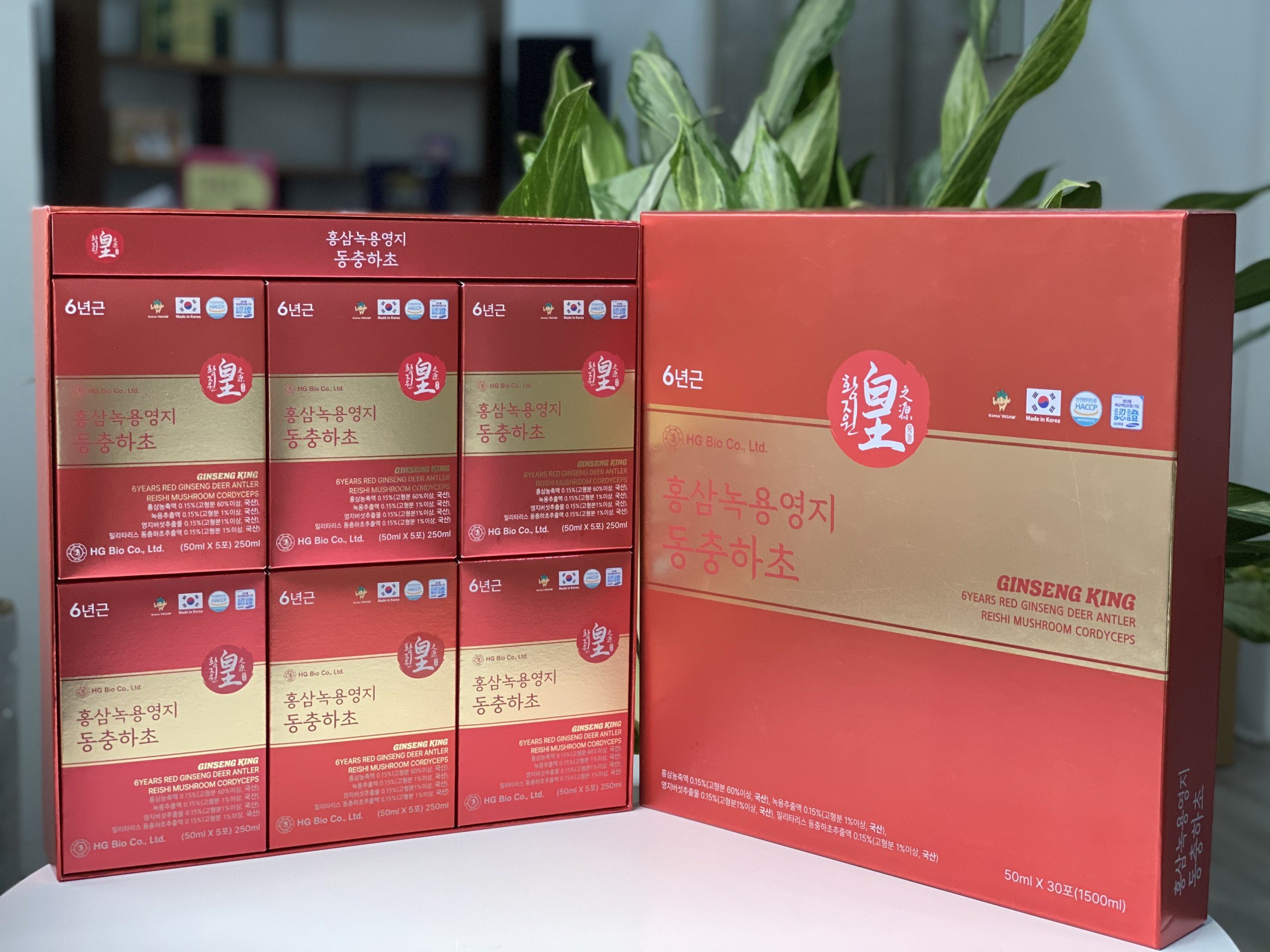 [Tặng 1 lốc nước Vitamin C 365 Gold] Hồng sâm nhung hươu linh chi đông trùng hạ thảo (50mlx30gói)