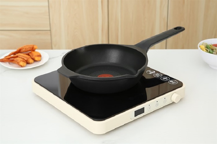 Chảo nhôm sâu chống dính đáy từ 22 cm Tefal Robusto E2490344 - Hàng Chính Hãng