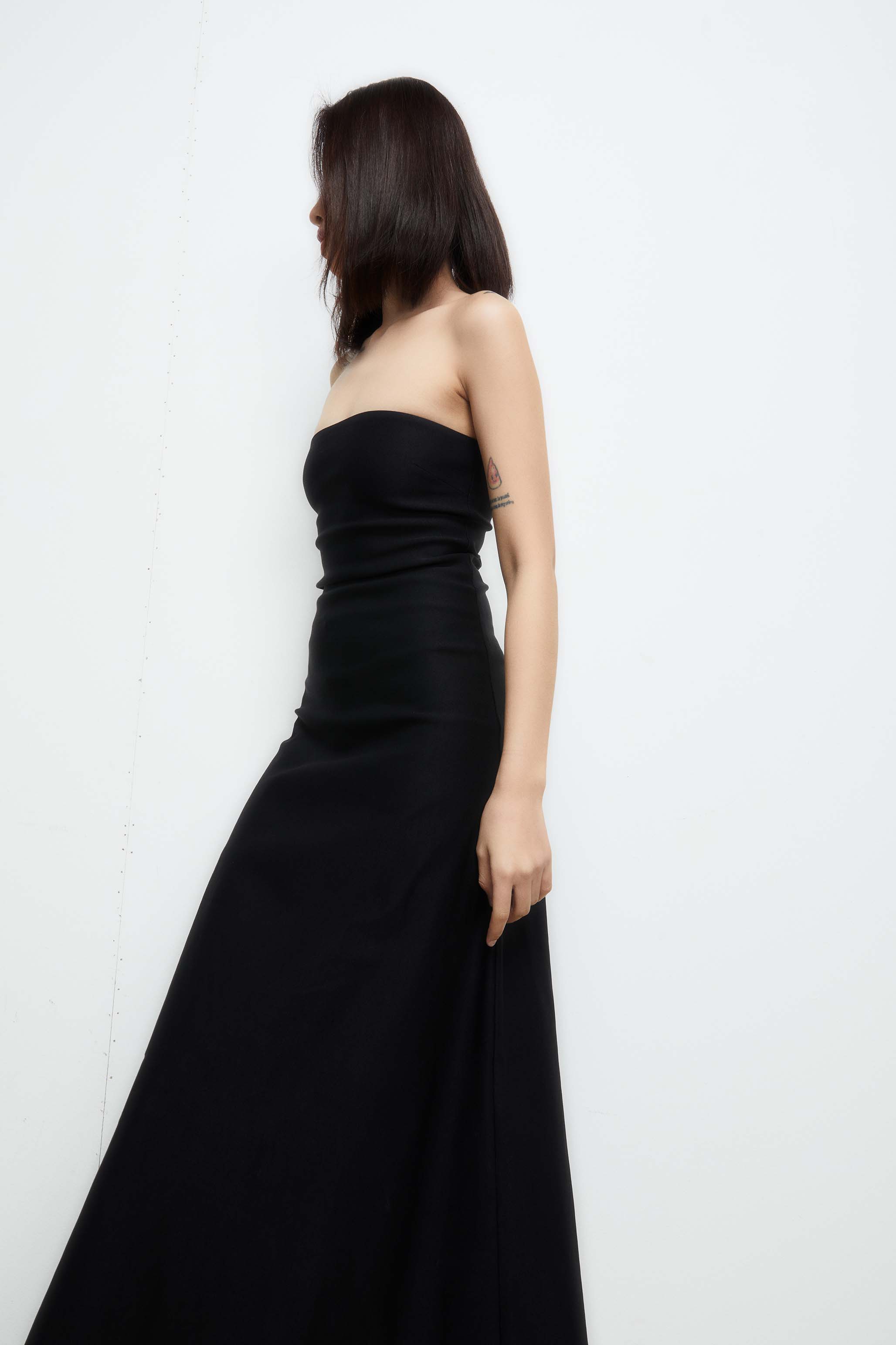 DOTTIE - Đầm ống dáng dài D0459