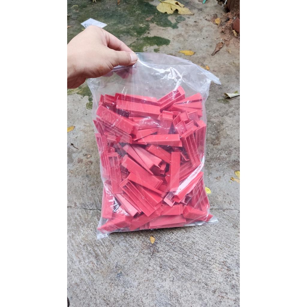 1kg nêm cân bằng tái sử dụng dùng trong ốp lát gạch men