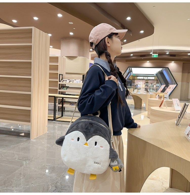 Balo nữ chim cánh cụt dễ thương, túi đeo chéo đi chơi xinh xắn IDIGO FBP6 - 3397