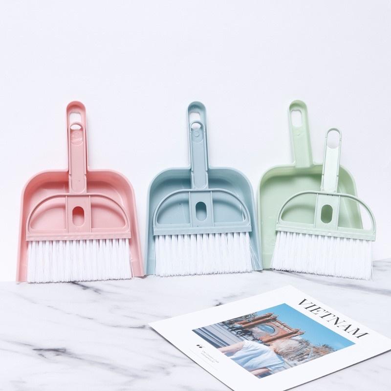 Bộ chổi và xẻng hót mini dọn vệ sinh cho chó mèo tiện dụng