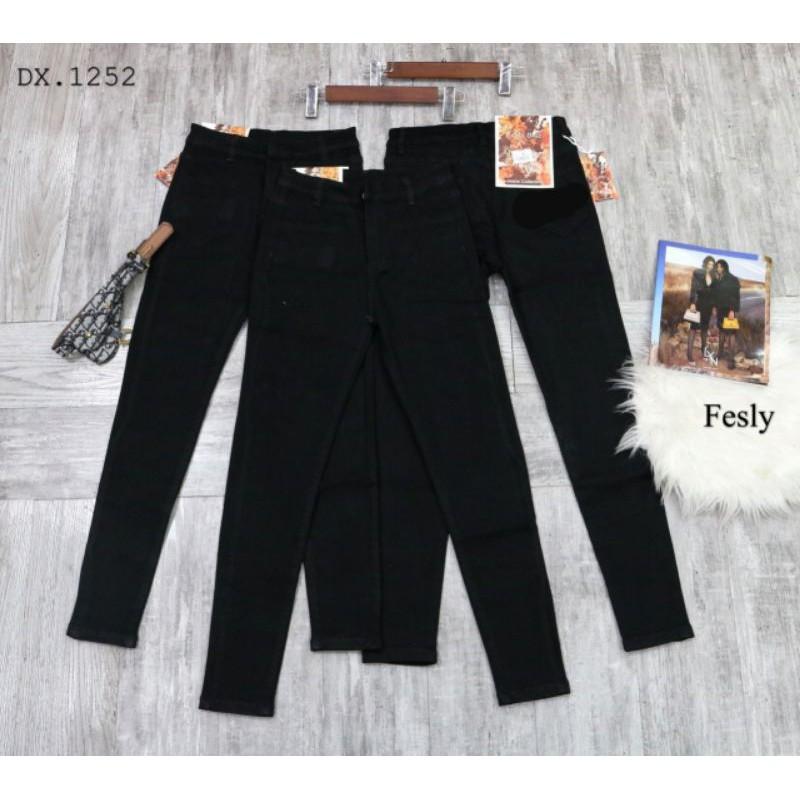 Quần Jeans Nữ Skinny Đen Trơn Rách Gối Lưng Cao