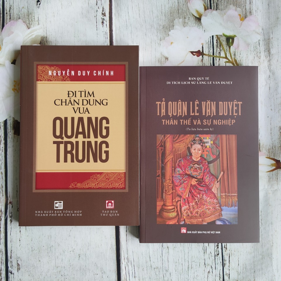 Combo 2 Quyển: Đi Tìm Chân Dung Vua Quang Trung + Tả Quân Lê Văn Duyệt (Bìa mềm)