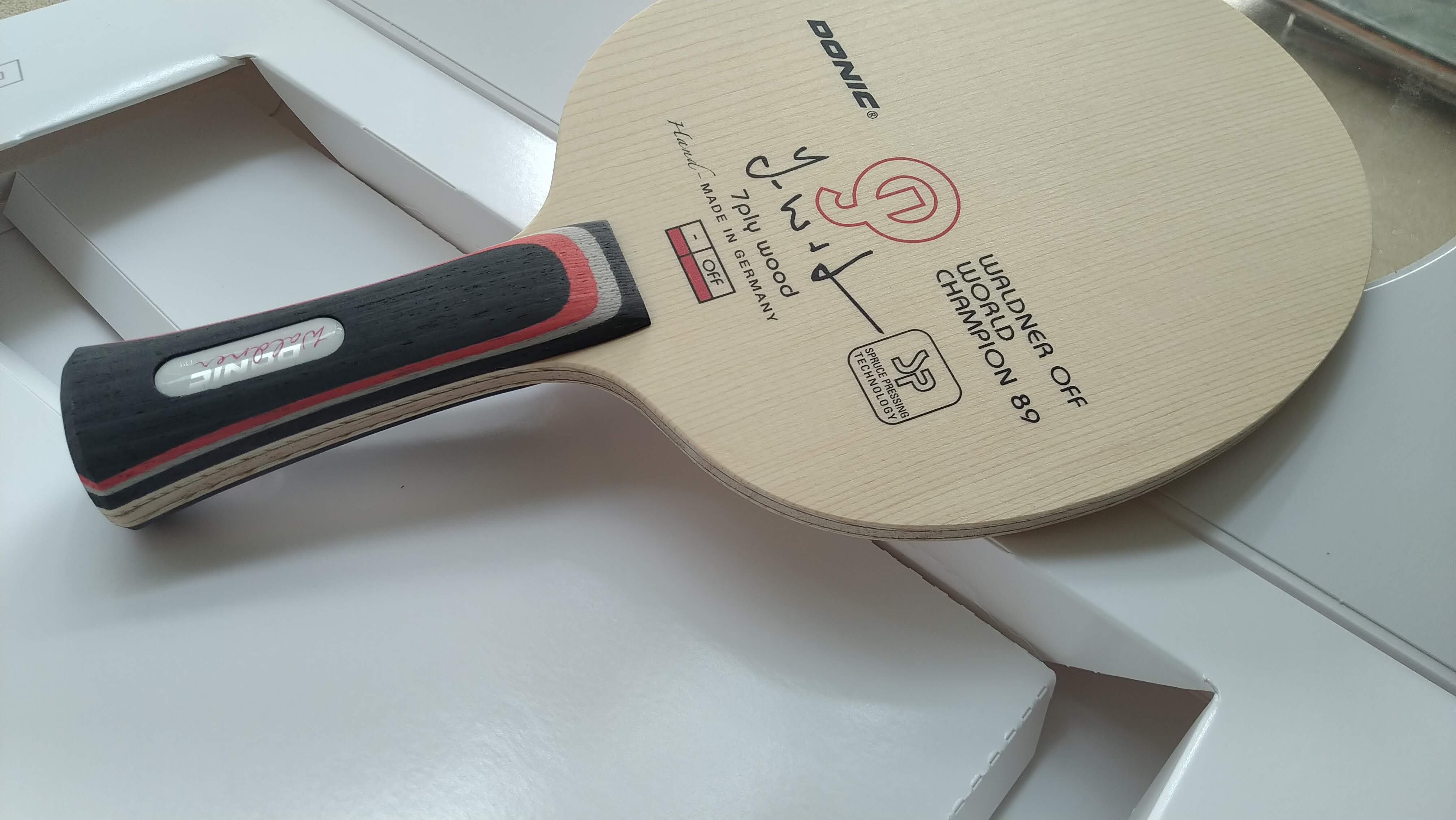 Vợt Bóng Bàn Donic Waldner Champion 89 - 5 Gỗ 2 Carbon
