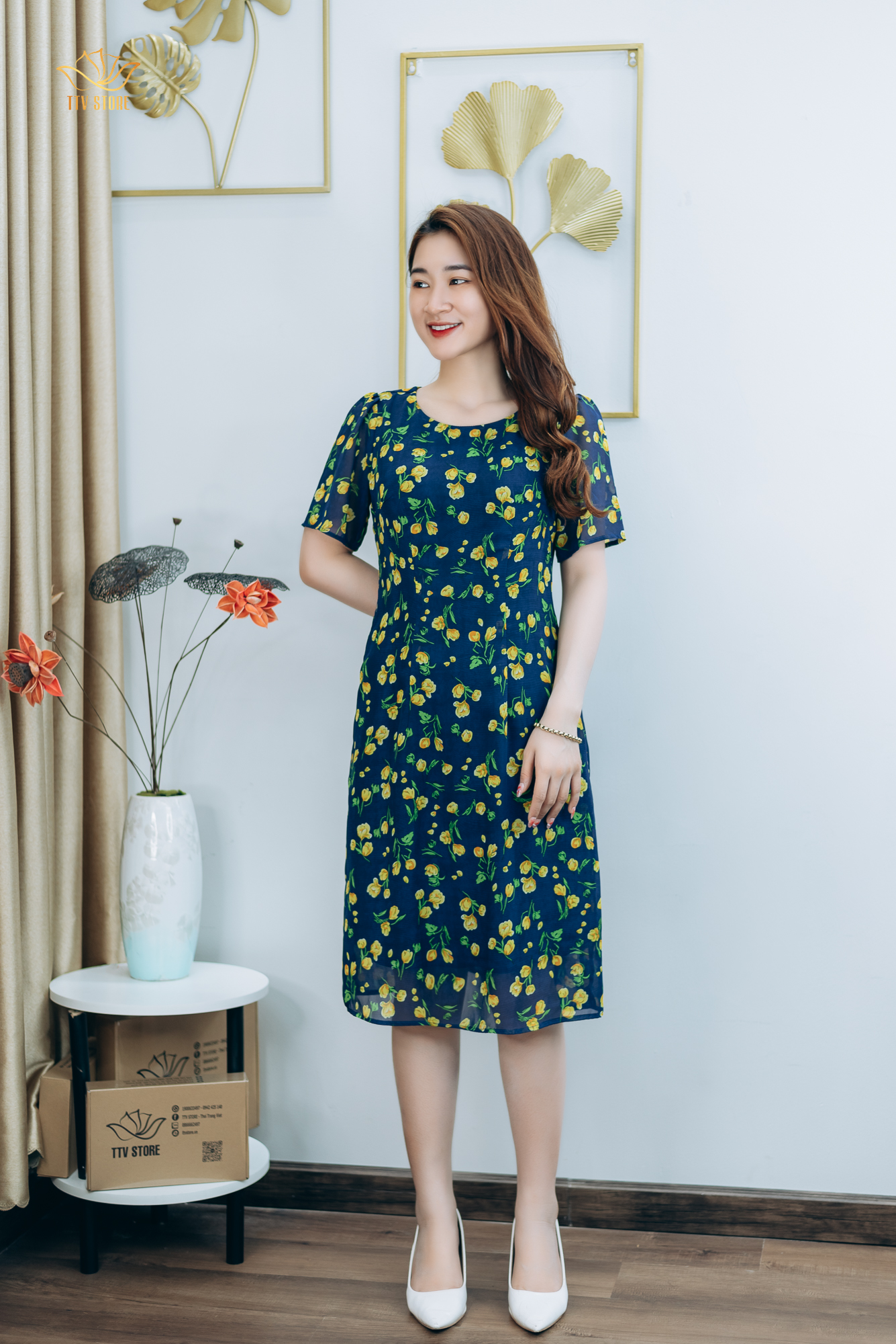 Đầm suông thiết kế trung niên cao cấp sang trọng Cổ tròn tay ngắn màu Xanh hoa vàng TT STORE TTV1292