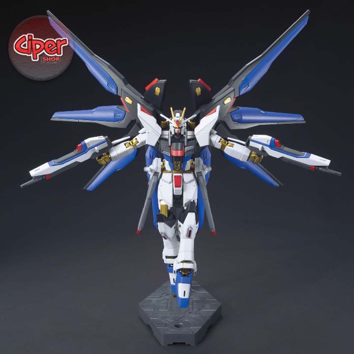 Mô hình lắp ráp HG Strike Freedom 201