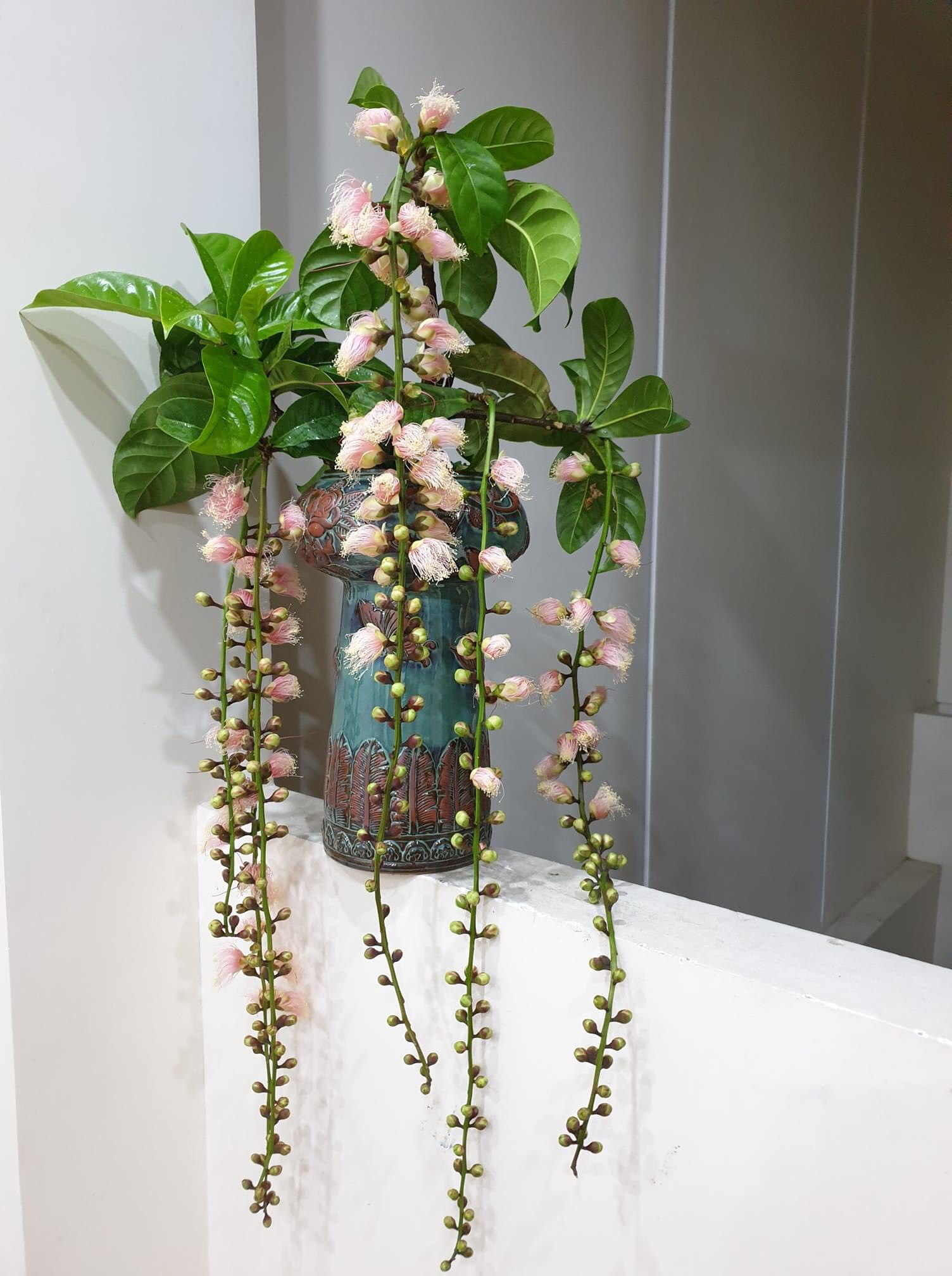 BÌNH HOA KHẮC TAY GỐM HOÀNG THỔ H33xM12cm