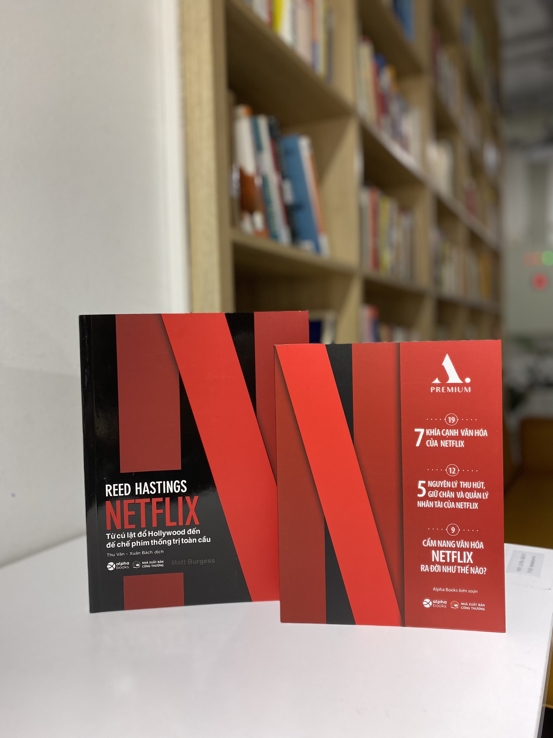 Netflix: Từ Cú Lật Đổ Hollywood Đến Đế Chế Phim Thống Trị Toàn Cầu