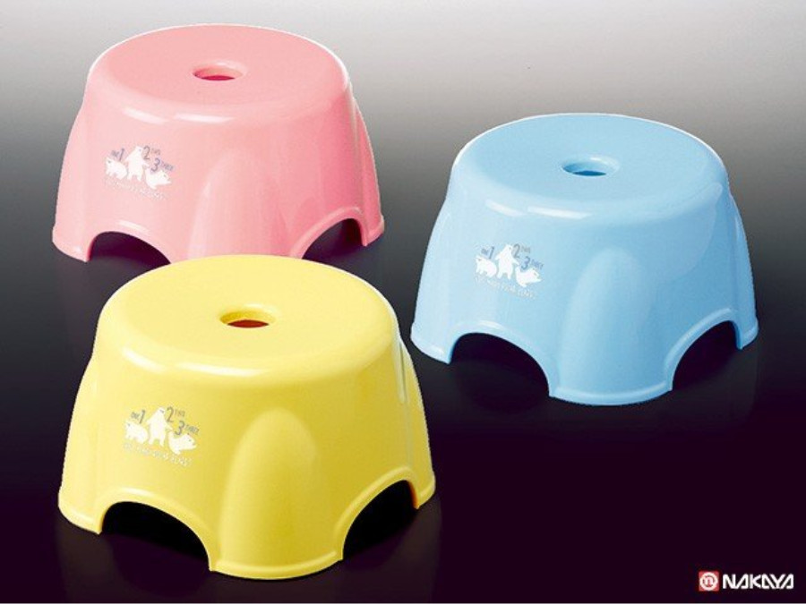 Ghế nhựa cho bé Nakaya Kuma - Hàng nội địa Nhật Bản nhập khẩu chính hãng