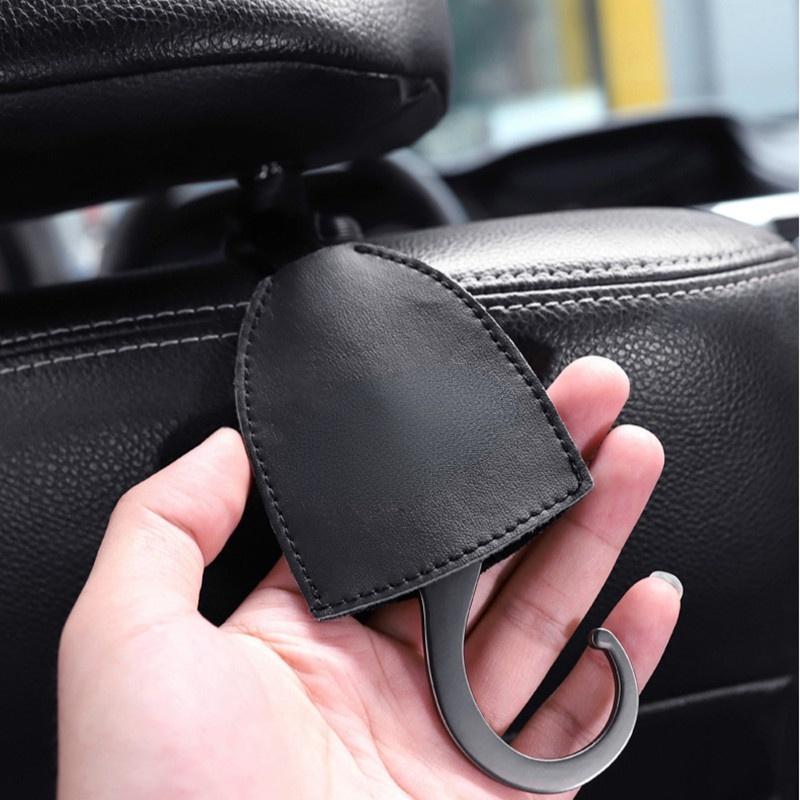 Móc Treo Đồ Gắn Lưng Ghế Xe Hơi Tiện Dụng