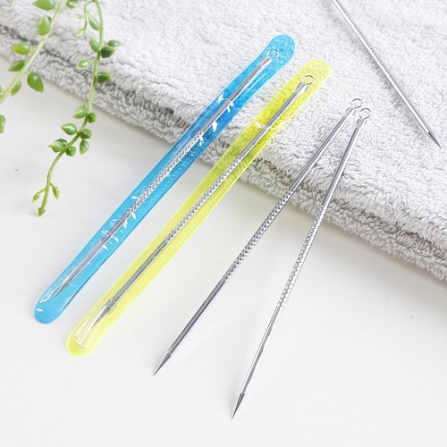 Máy cạo râu khô Kemei KM-1102 chuyên dụng với lưỡi kép nổi đầu 3D sử dụng pin sạc tiện lợi TẶNG kèm 1 cây nặn mụn 2 đầu tiện lợi