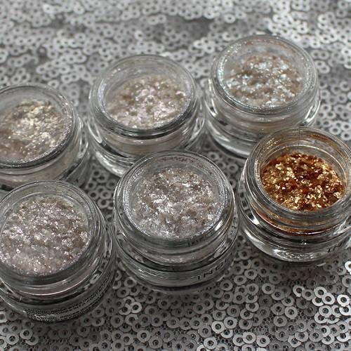 Phấn bột hạt lớn kim tuyến Inglot Body Sparkles Crystals (1g)