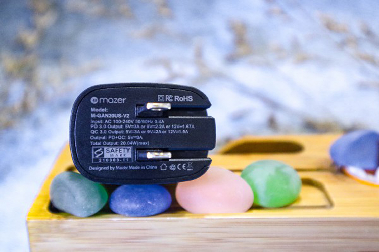 Củ sạc cho laptop/điện thoại Mazer SuperMINI 20W - Hàng Chính Hãng