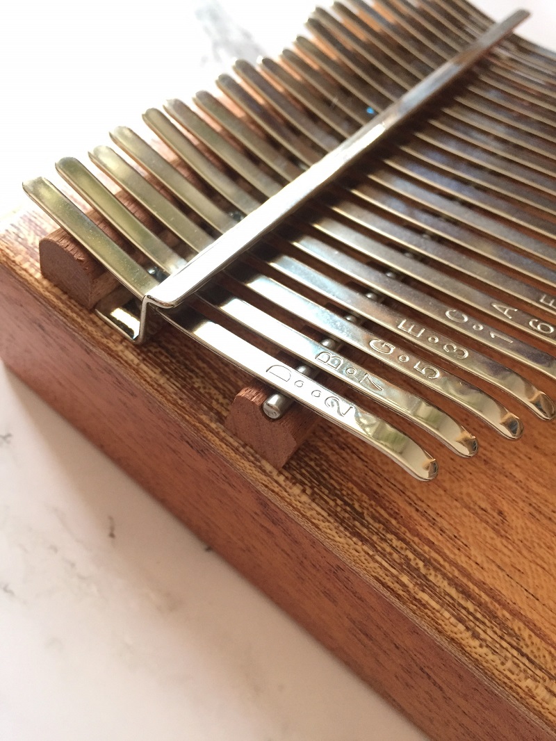 Đàn Kalimba Âm Đáy 21 Phím Gỗ Mahogany Nhạc Cụ Cầm Tay