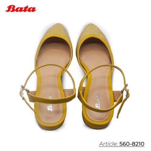 Giày bệt nữ màu vàng Thương hiệu Bata 560-8210