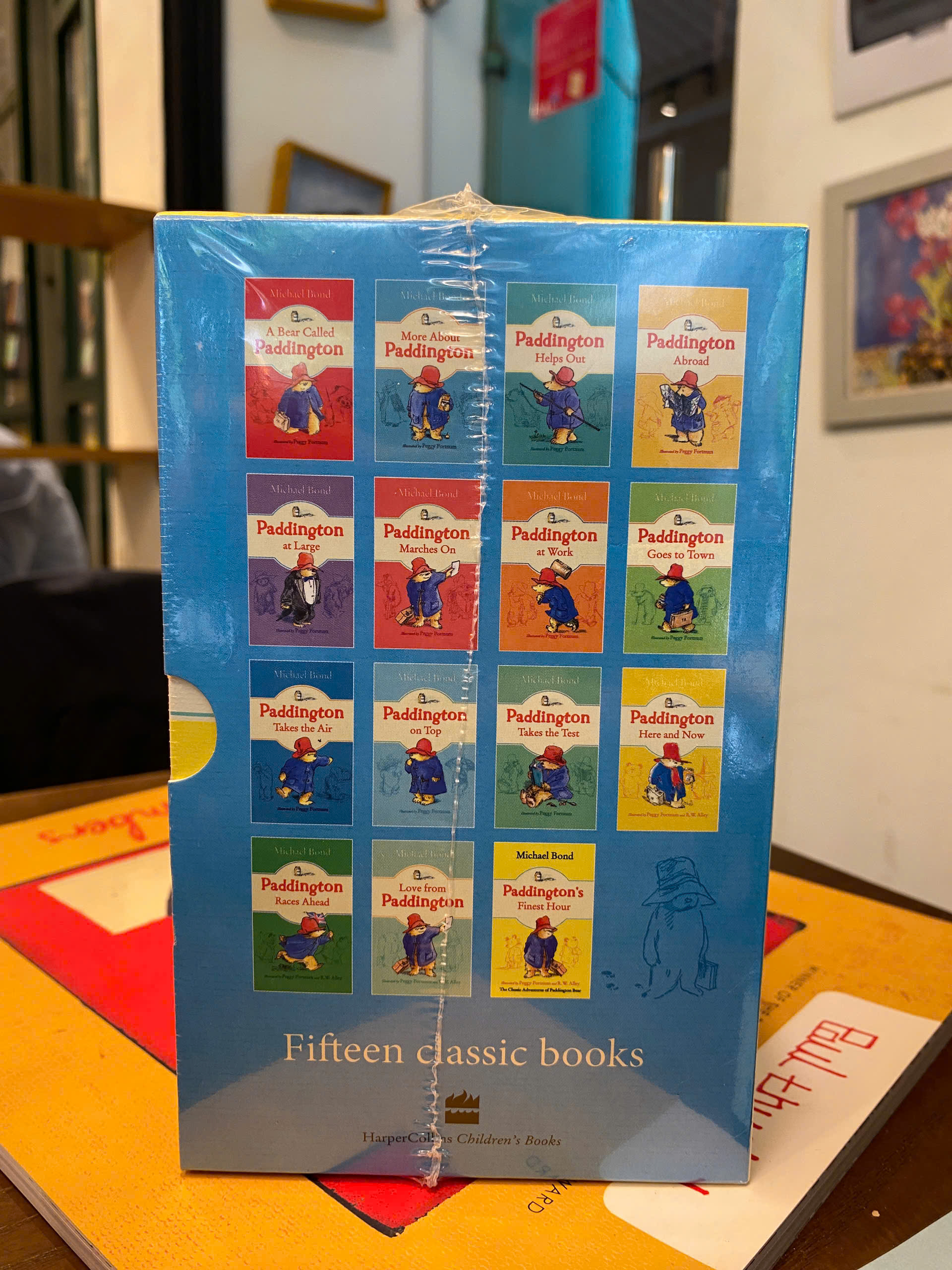 Sách - The Classic Adventures of Paddington Bear - The Complete Collection by Michael Bond