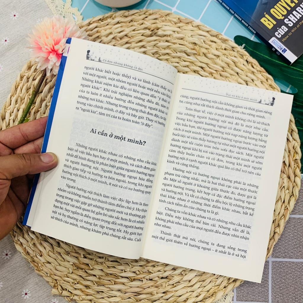 Cô Đơn Nhưng Không Cô Độc – Hạnh Phúc Luôn Bên Ta - Bản Quyền