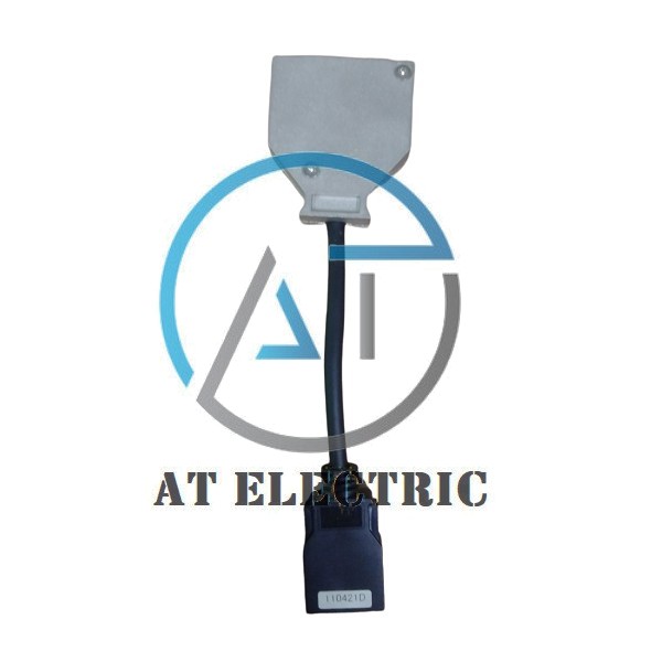 Cáp kết nối bảng điều khiển lập trình / Programming Console Connecting Cable Omron CS1W-CN114