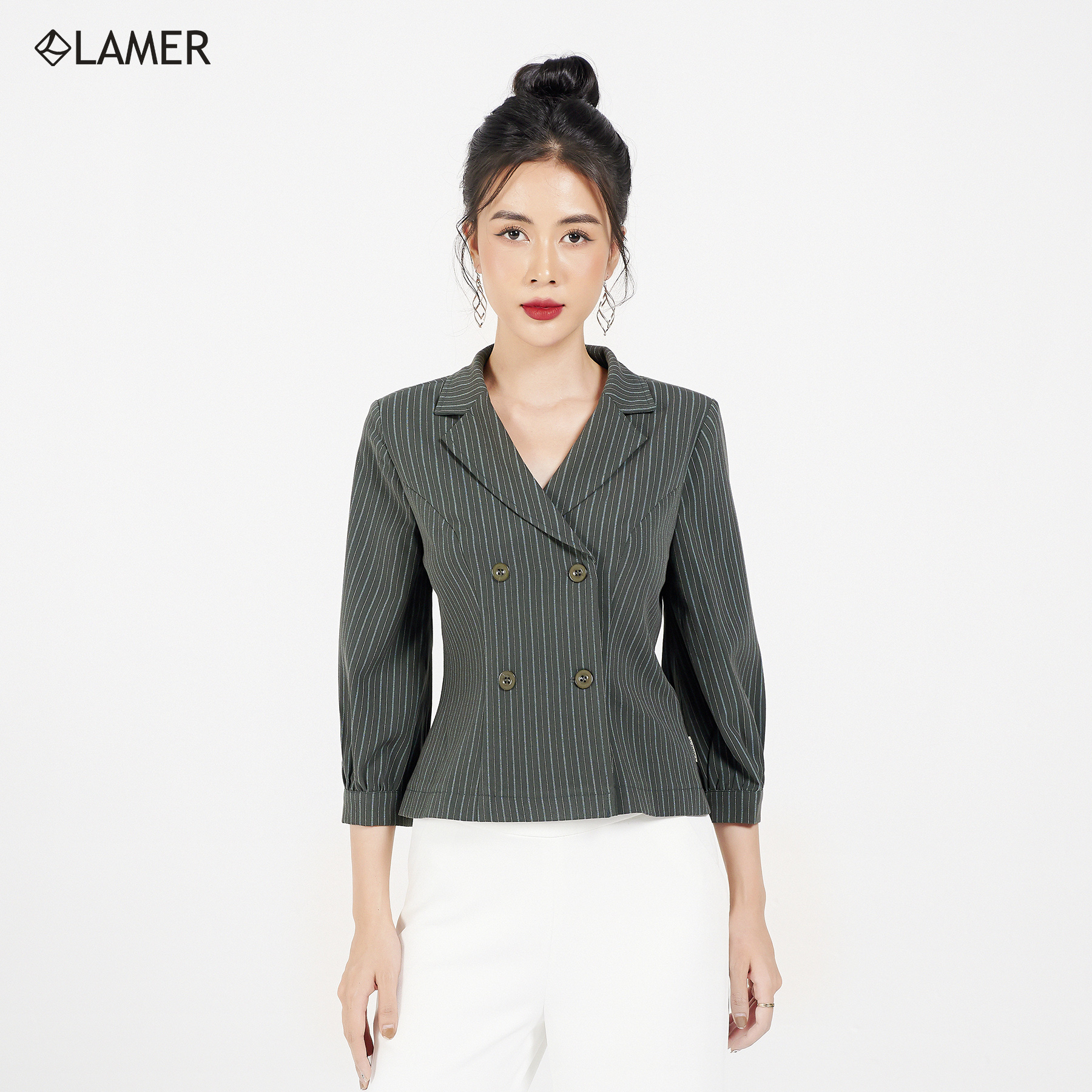 Áo vest cổ 2 ve, tay nhún LAMER L65D20Q004