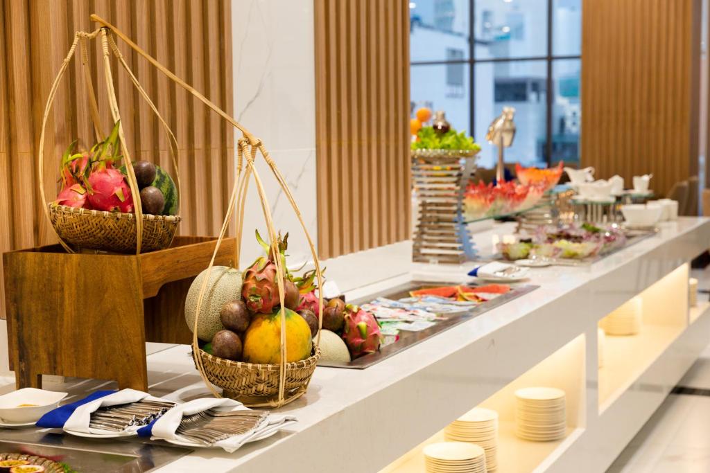 Combo 3N2D KS Virgo Hotel Nha Trang: VMB khứ hồi Hà Nội - Nha Trang + Phòng Tiêu Chuẩn + Ăn sáng