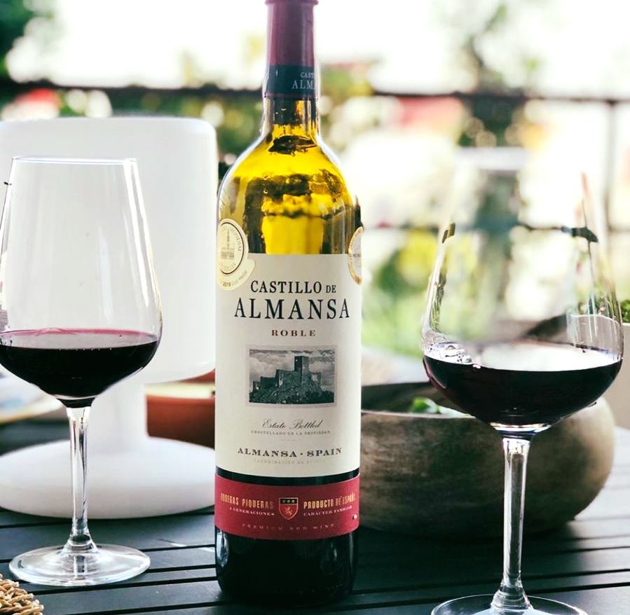 Rượu vang Organic Castillo De Almansa Roble kèm túi hộp,đồ khui