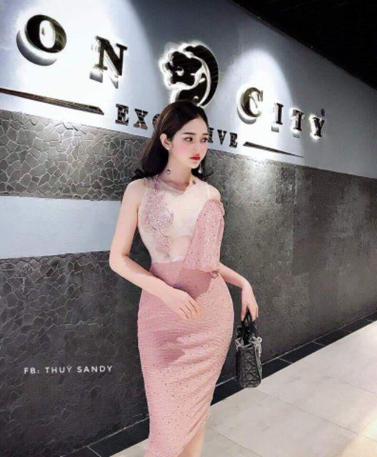 Đầm body nhúng vai đỗ ren đắp