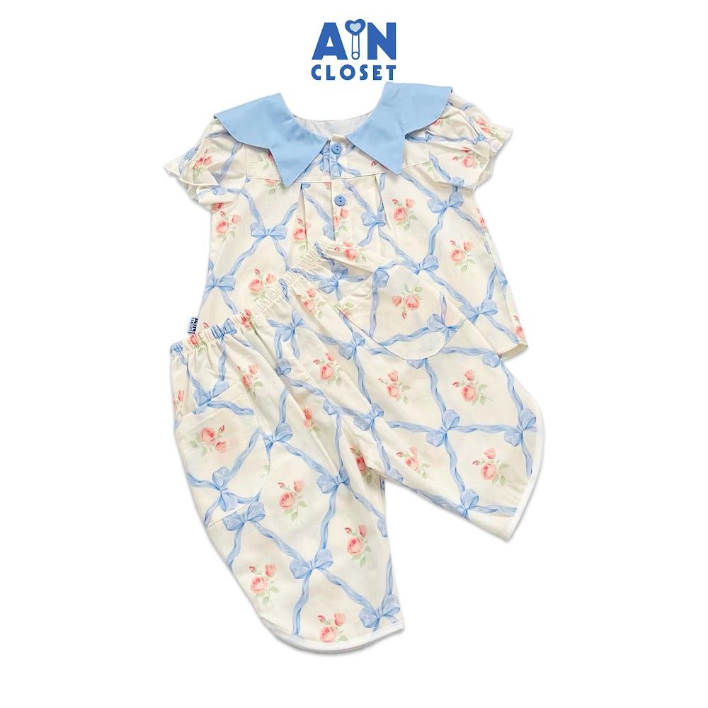 Bộ quần áo lửng bé gái họa tiết Bó hoa Cổ Cánh Bướm xanh cotton - AICDBGRPW8IK - AIN Closet