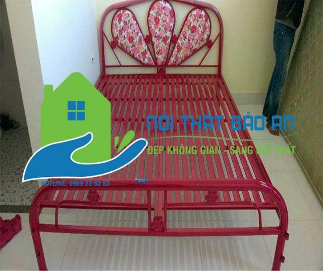 Giường ngủ sắt 1m2 x 2m Đại thành