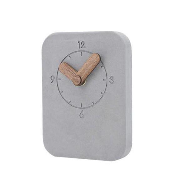 Đồng hồ decor phòng ngủ vintage theo phong cách Bắc Âu cổ điển