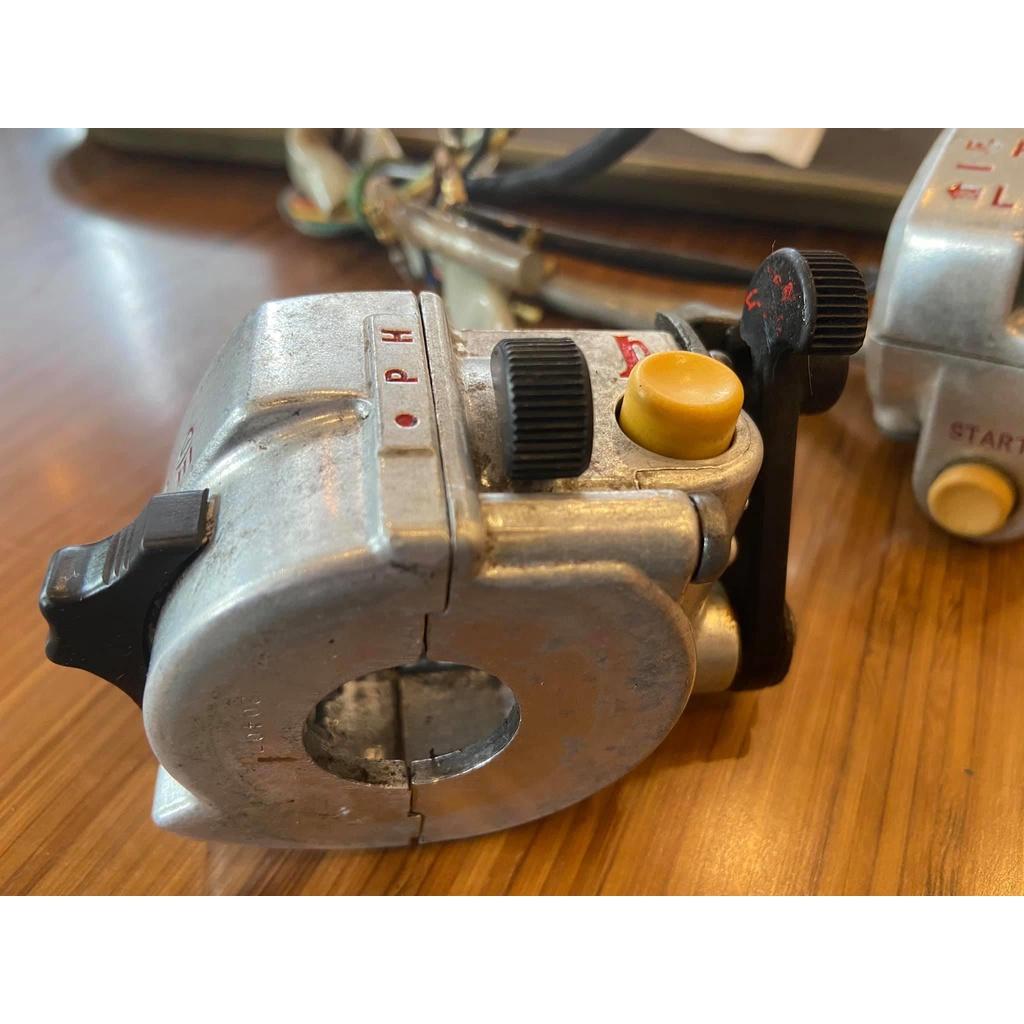 Đôi cùm công tắc honda cub có đề  nghia35