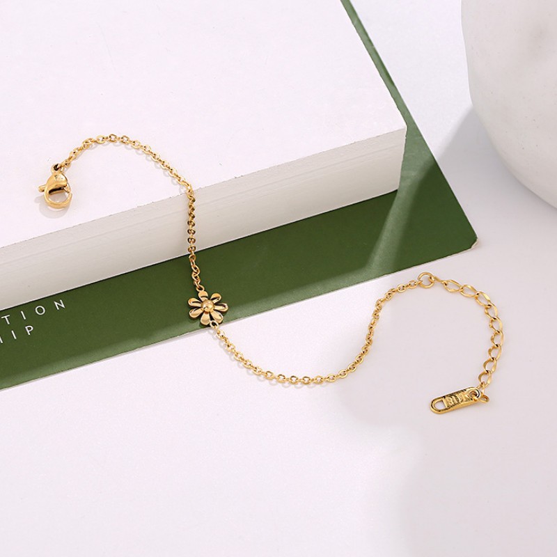 Lắc Chân Hoa Cúc Titan Ko Đen TT 2920
