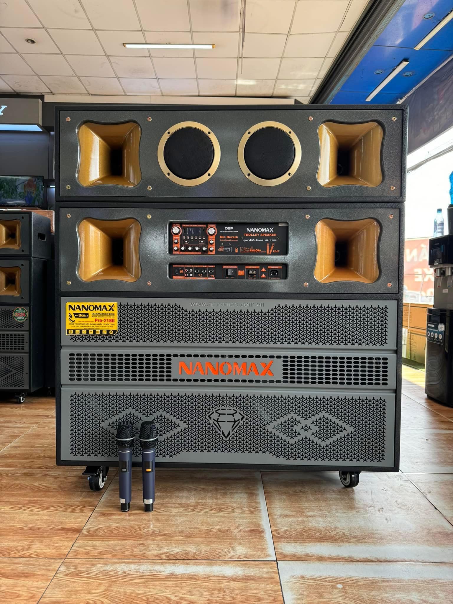 Loa Kéo Bình Bass Đôi Nanomax Pro-218G 3000w Bass 50cm x2 Karaoke Bluetooth. Hàng Chính Hãng