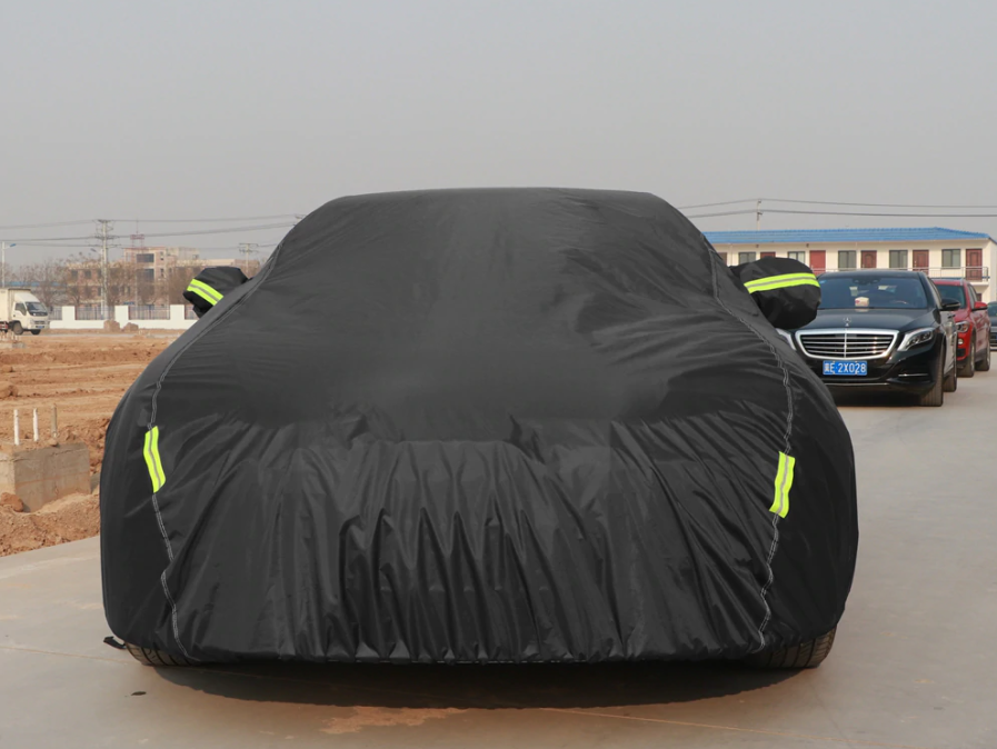 Bạt phủ ô tô Mazda 3 nhãn hiệu Macsim sử dụng trong nhà và ngoài trời chất liệu Polyester - màu đen và màu ghi