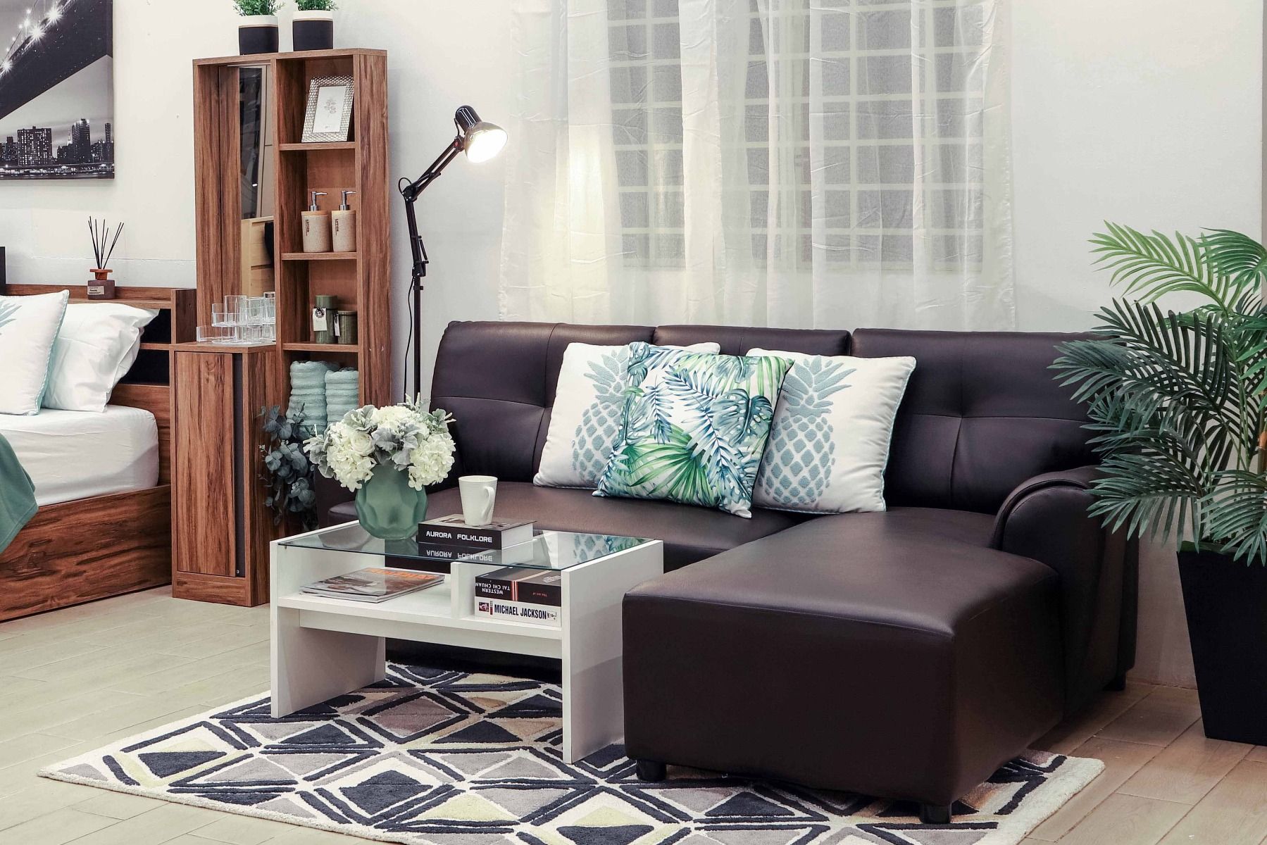 Ghế sofa giường đa năng góc chữ L trái H-JAY/P khung gỗ nguyên khối, đệm bọc da PVC cao cấp nâu sẫm | Index Living Mall - Phân phối độc quyền tại Việt Nam