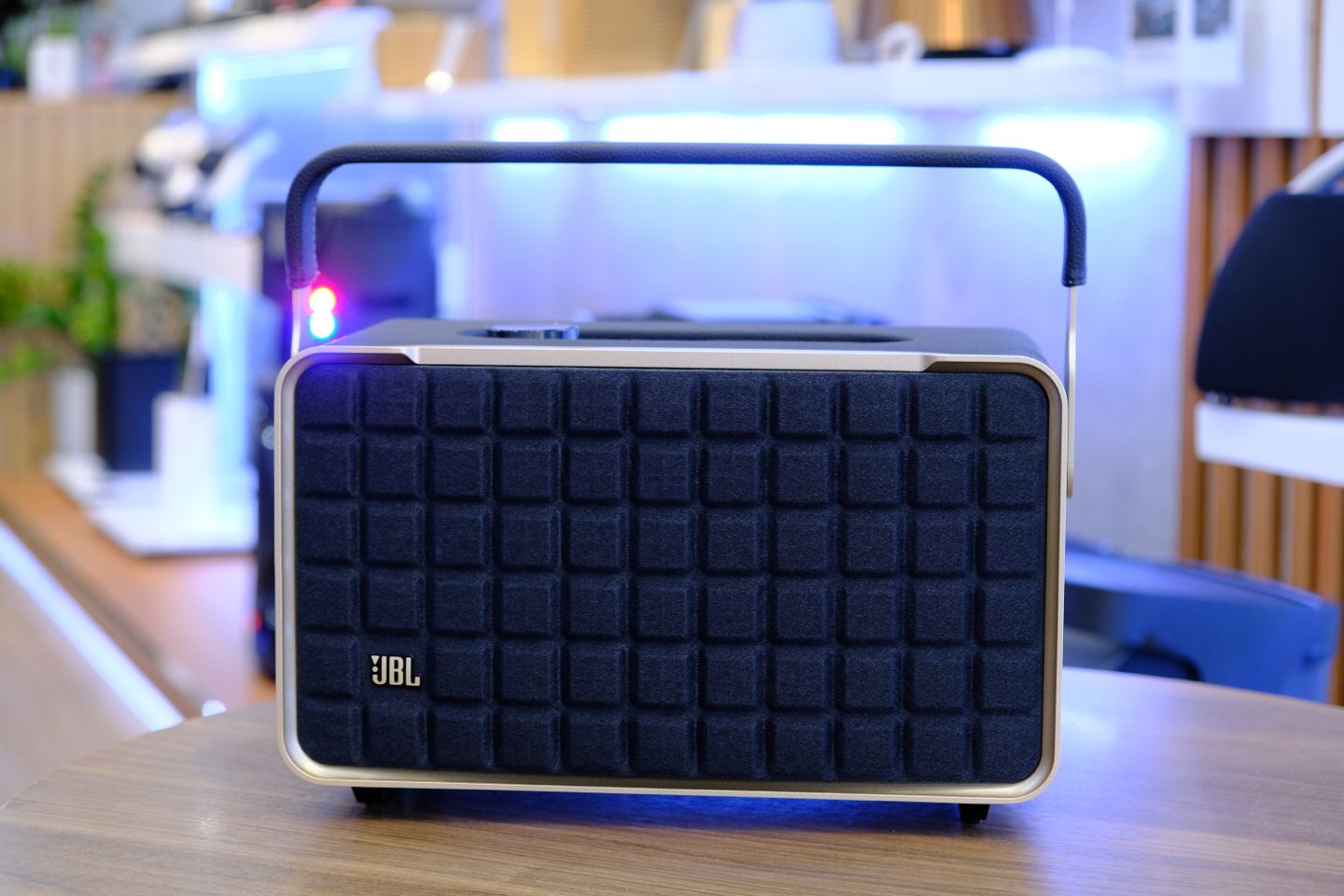 Loa Bluetooth JBL Authentics 300 - Hàng Chính Hãng PGI