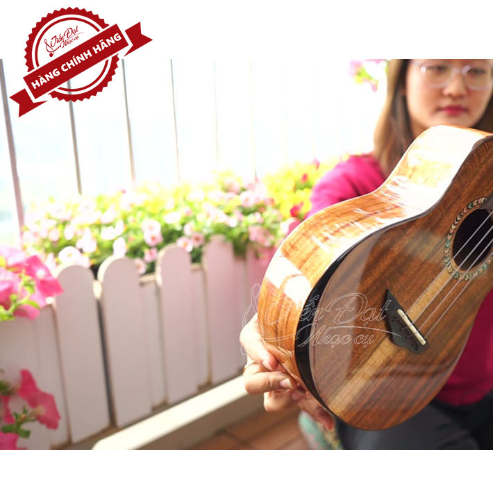 Đàn Ukulele Concert SQOE SQ UK-2420C, Gỗ KOA Nguyên Tấm Cao Cấp, Kèm Quà Tặng - Hàng Chính Hãng