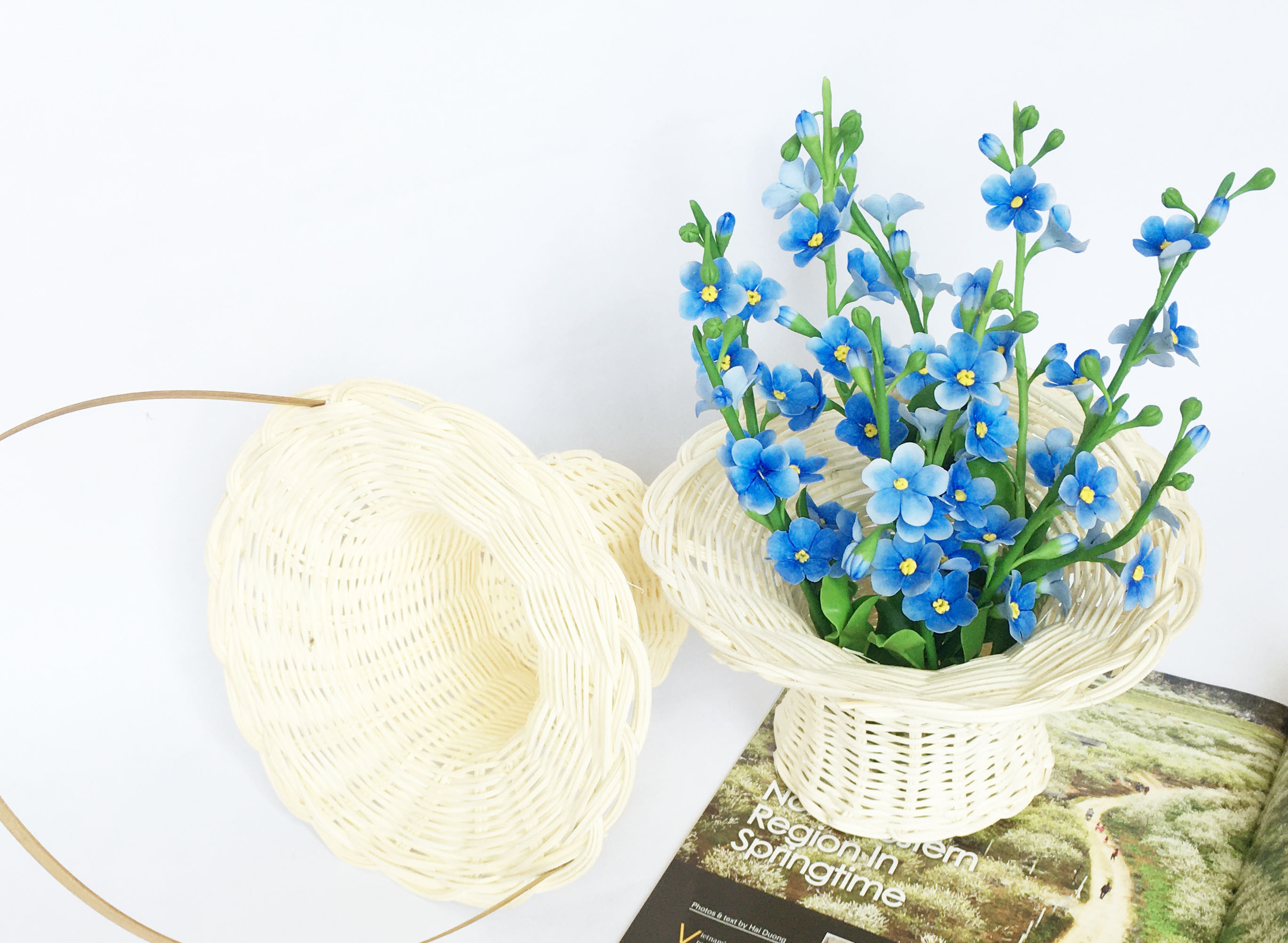 Lẵng hoa mây giỏ đan bằng mây tự nhiên KT M23xĐ13xC12cm  cắm hoa, decor, trang trí bằng mây