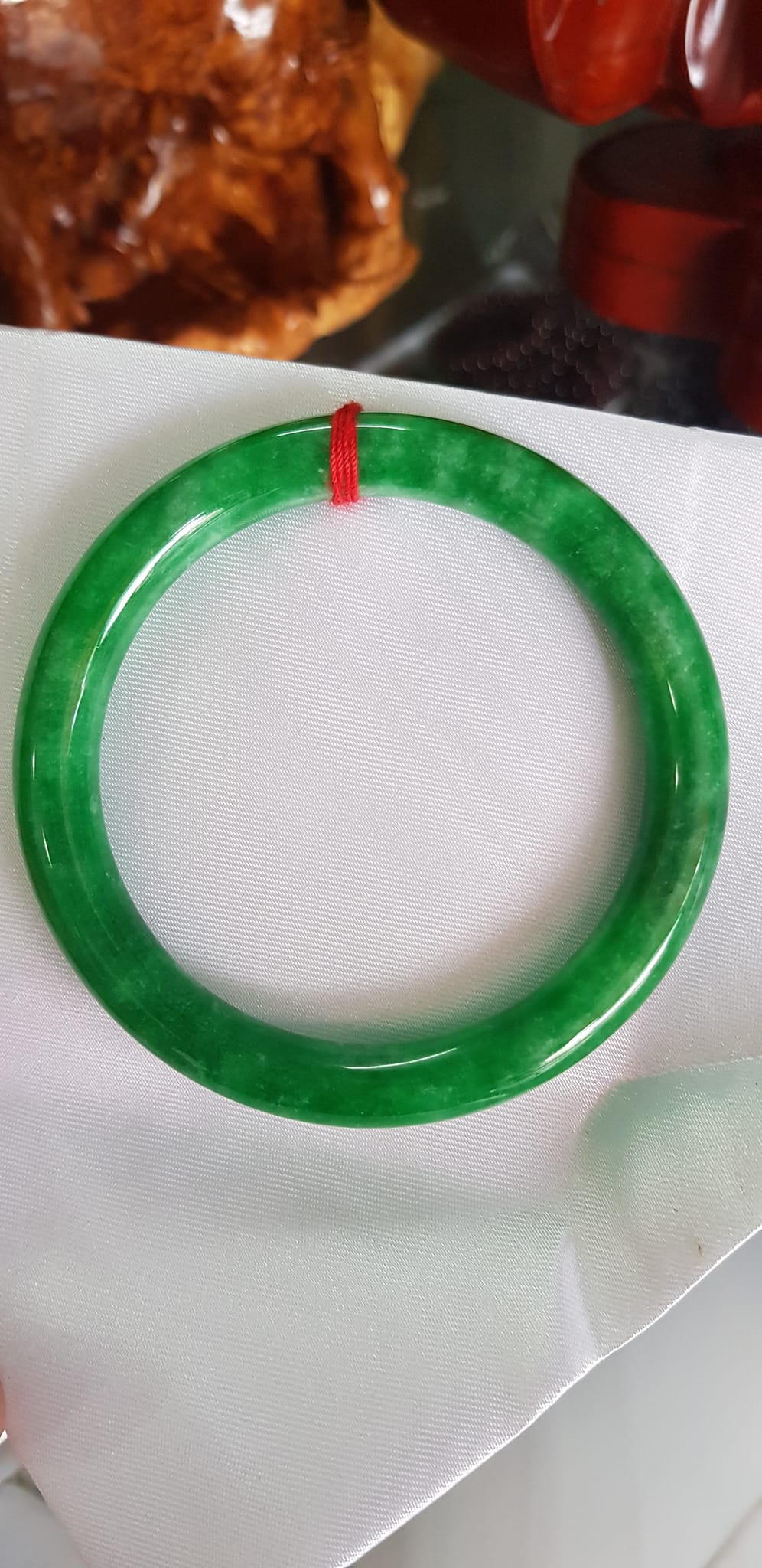 Vòng Tay Cẩm Thạch Đậu Lý B 61 Vòng size lớn 61mm x cọng 9mm Màu Xanh Đậm bông đậu lý rất là đẹp Nữ mệnh Thủy Mộc Hỏa tay to 72kg - 80kg đeo ạ