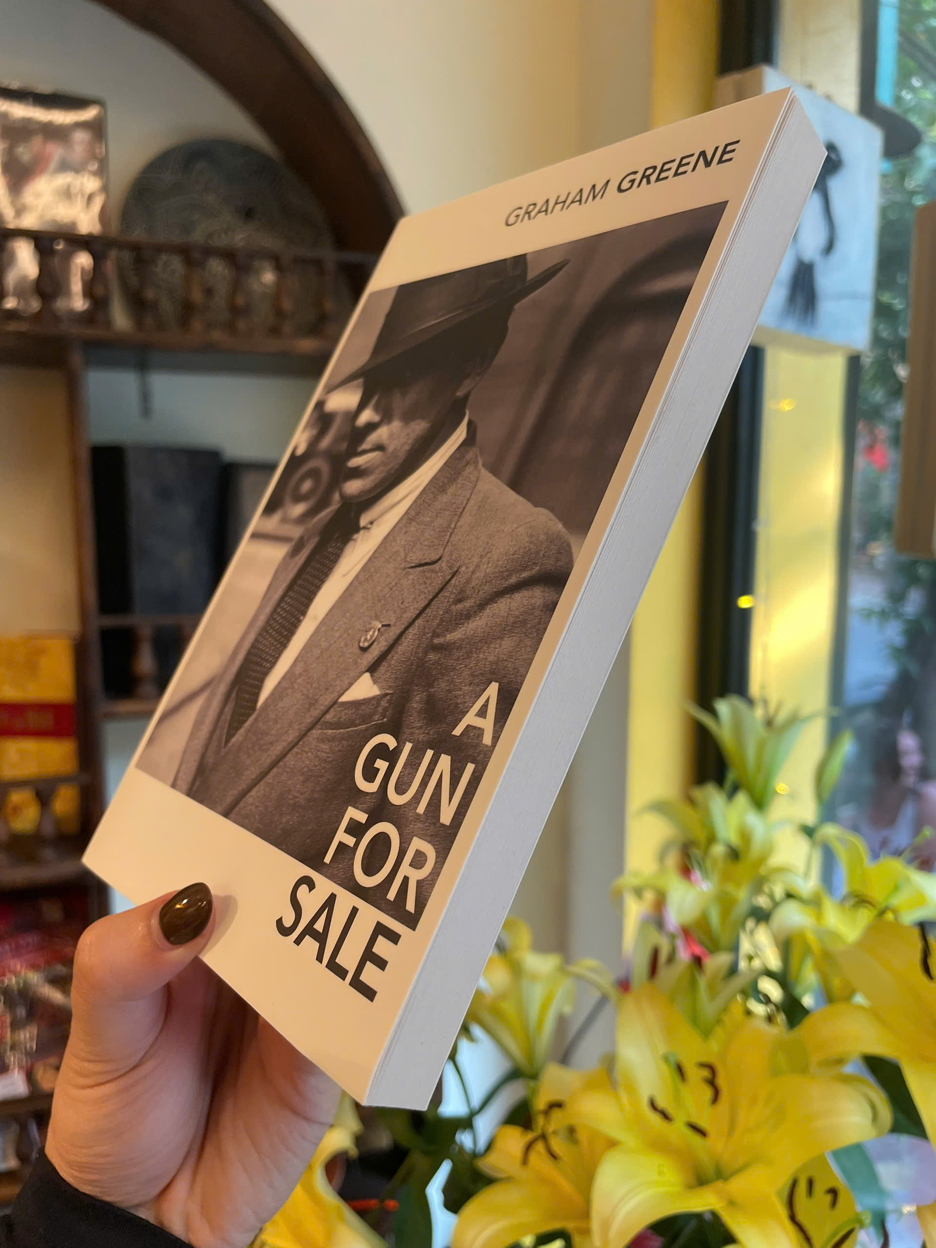 Sách - A Gun for Sale by Graham Greene | Thriller / Crime Fiction / Ngoại văn Giật gân / Tội phạm