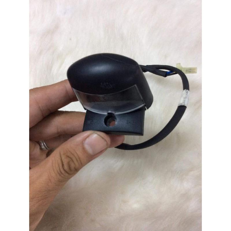 Cóc Đèn Sau Sh Ý