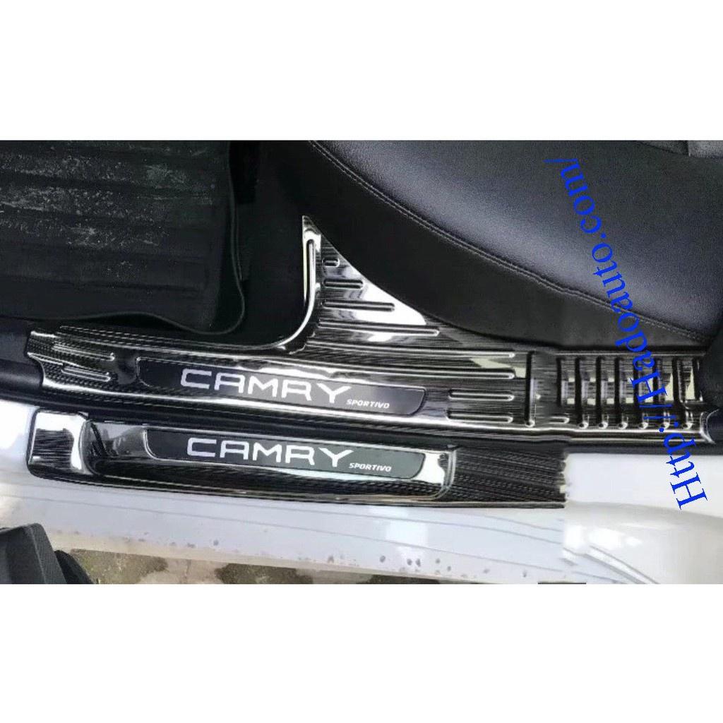 Ốp bậc cửa , nẹp bước chân Toyota Camry 2019-2022 cao cấp -mẫu Titan 8 chi tiết