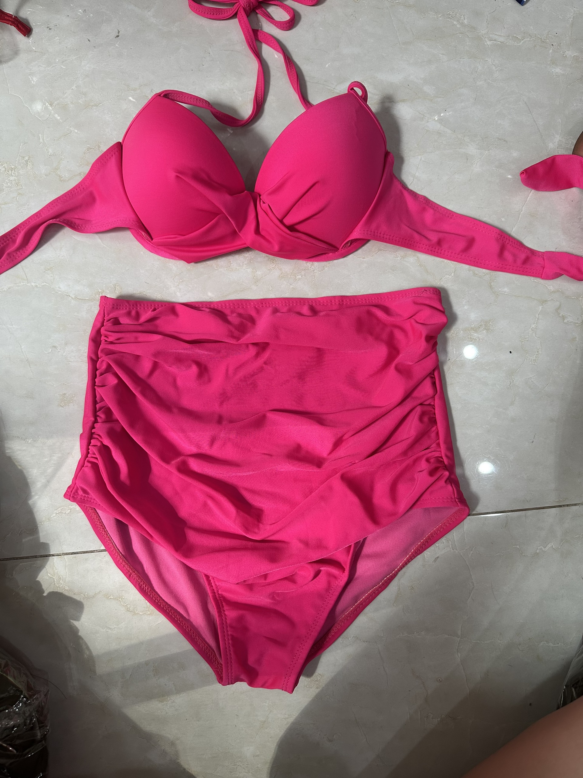 Bikini Nữ Đi Biển Sexy