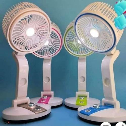 Quạt tích điện mini gấp gọn để bàn có đèn led JL Folding Fan LR-2018 - Màu Ngẫu Nhiên